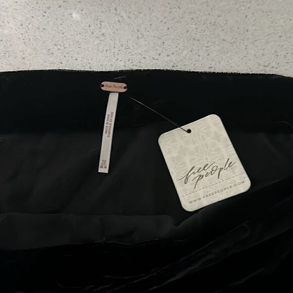 NWT Free People Annalise Velvet Mini Skirt Velvet Black Festive High Rise Party - Picture 8 of 12